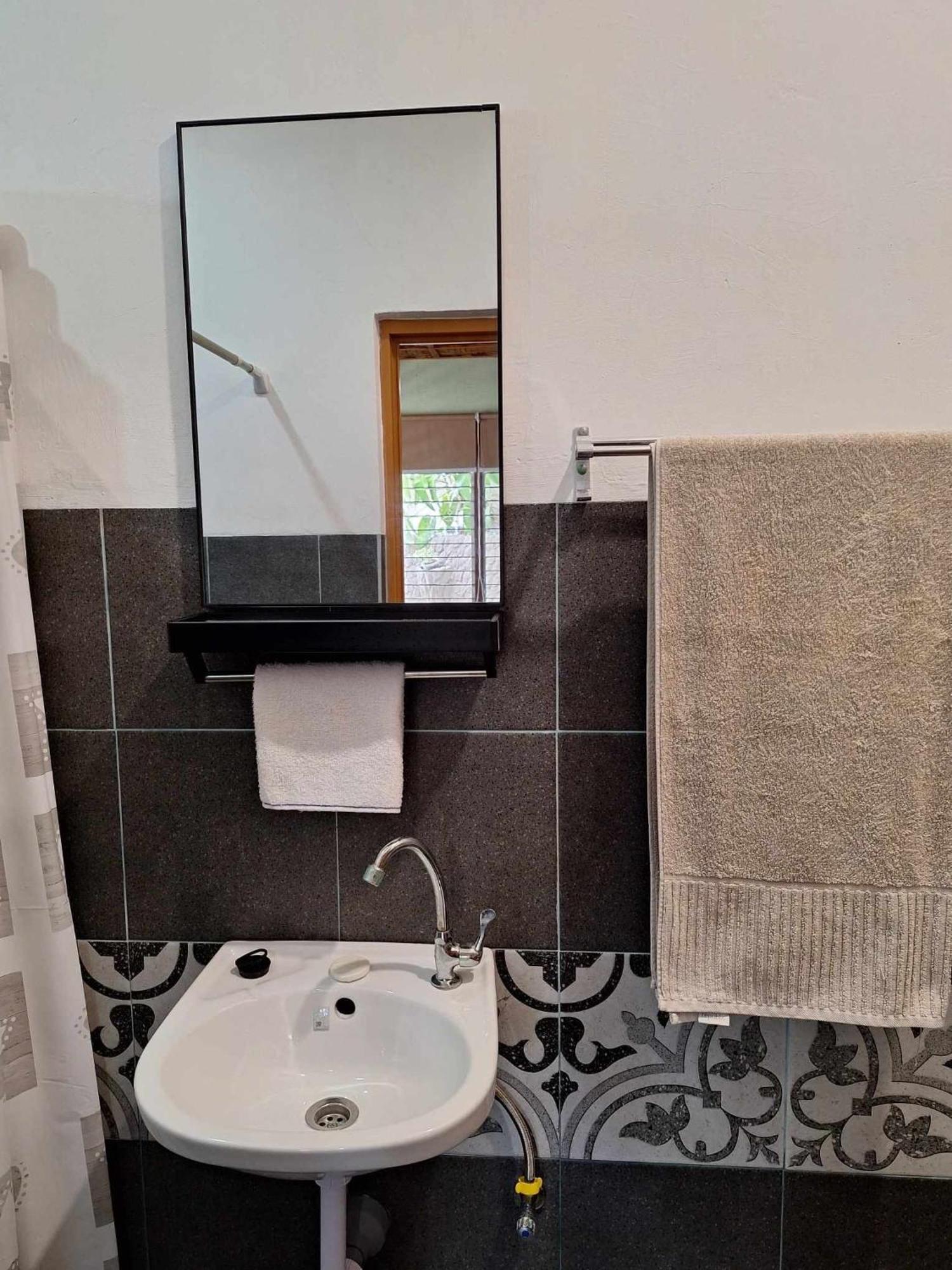 Casas De Ruumar Bed And Breakfast-Bar-Two Rooms For Family Available Clarin  Esterno foto
